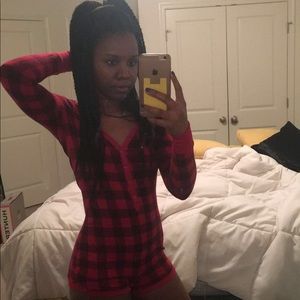 Meet your Posher, Chanel